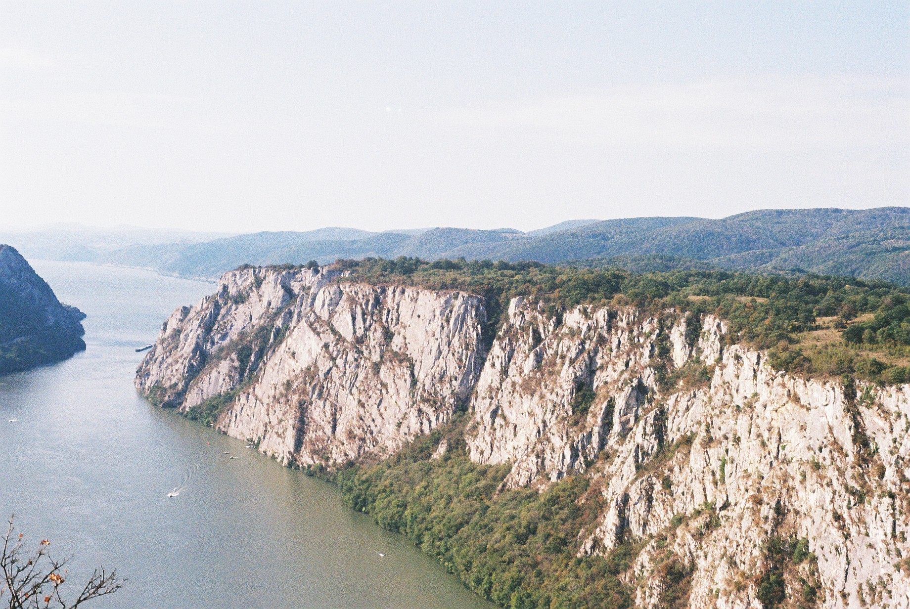 Théâtre : DANUBE AU KILOMETRE ZERO (Seul en scène)